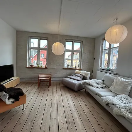 Apartmán Hel Bylejlighed I Det Gamle Pulsernede