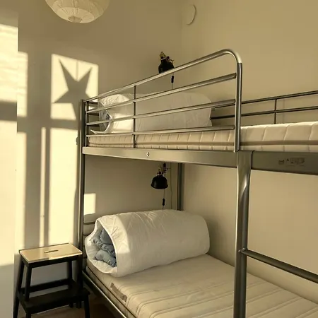 Appartement Hel Bylejlighed I Det Gamle Pulsernede