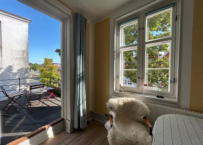 Appartement Hel Bylejlighed I Det Gamle Pulsernede